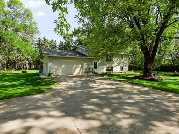 909 County Road 120 St, Saint Cloud, MN 56303