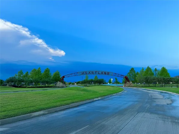 3309 Slate Dr, Heartland, TX 75126