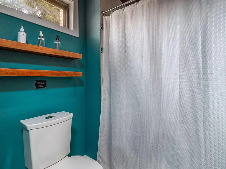 27 Morris Ave — Photo 23