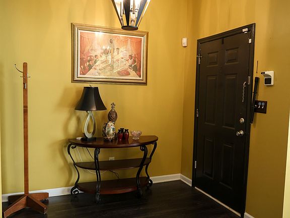 3rd image of 351 Knotts Cir