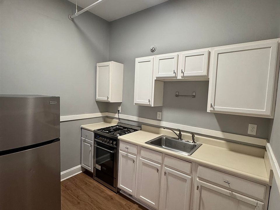 2nd image of 13 Central Sq #306