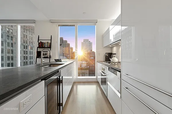 Sold by Corcoran | media 6