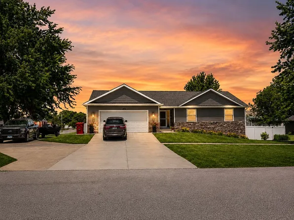 623 W Mulberry St, Ogden, IA 50212