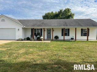 16561 Heatherbrook Ln, Marion, IL 62959