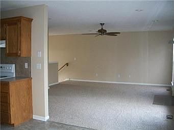 4th image of 3211 N 103rd Ter