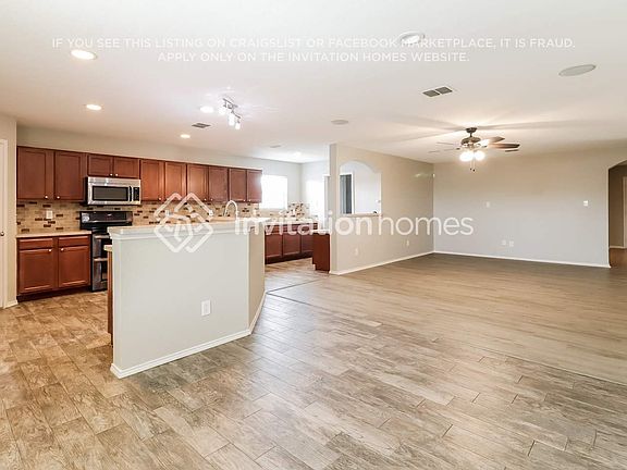 4th image of 2609 Cherry Hills Ln