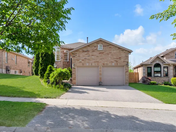 49 Logan Ct #Ul, Barrie, ON L4N 8G9