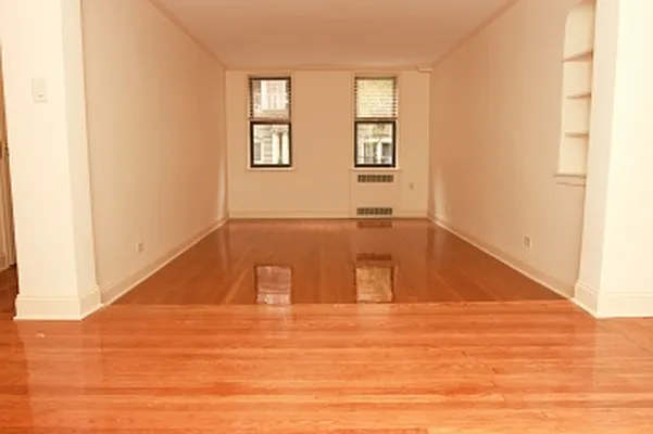Rented by MNS | media 52