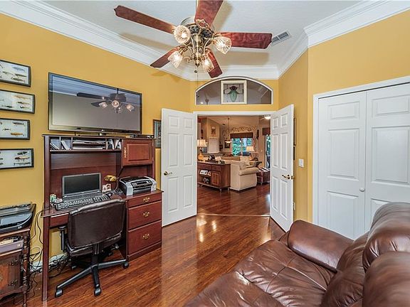 5th image of 1756 Water Oak Dr