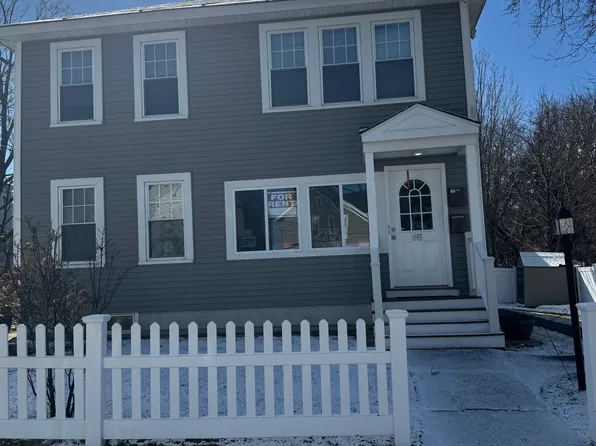 89 Centre St #A, Concord, NH 03301