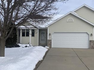 186 Chelsea Ct, Oregon, WI 53575