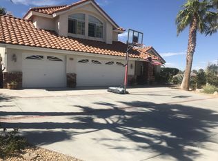 220 W Shamrock Ave, Ridgecrest, CA 93555