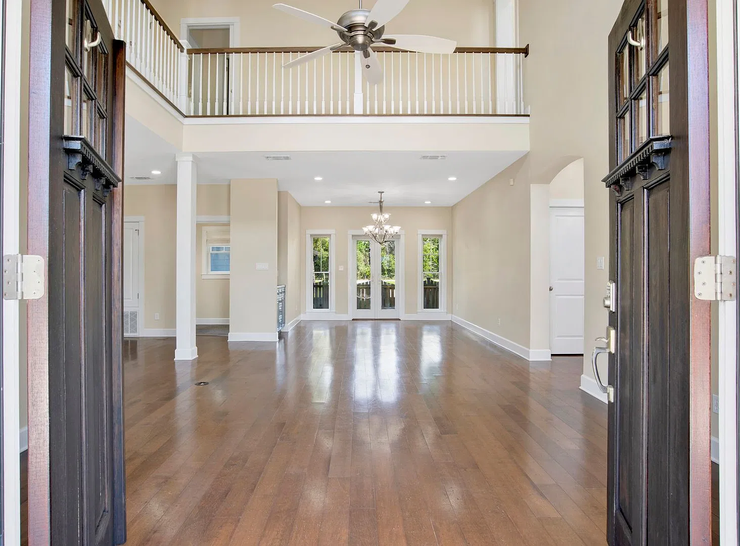 Sprawling Pensacola home close to NAS Pensacola, Downtown & Beaches! Community Pool! — Photo 3