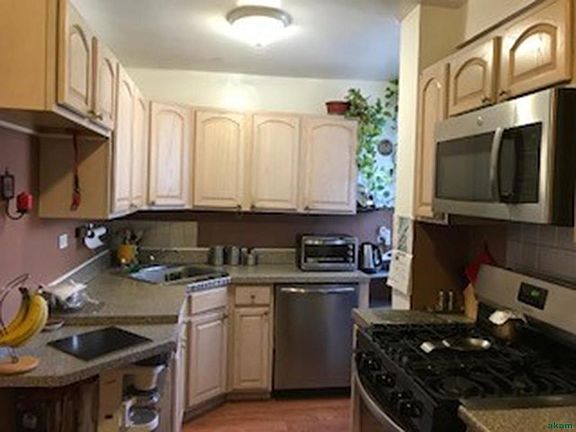 2nd image of 7520 Bell Blvd APT 2E
