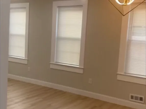 163 Elm St, Agawam, MA 01001