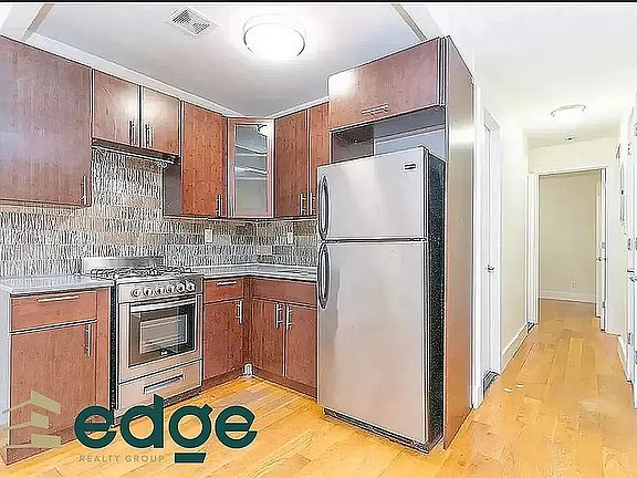 4th image of 79 S 6th St #1G