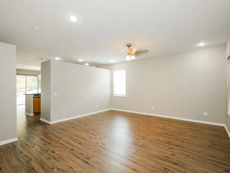 12923 Terrace Springs Dr — Photo 3