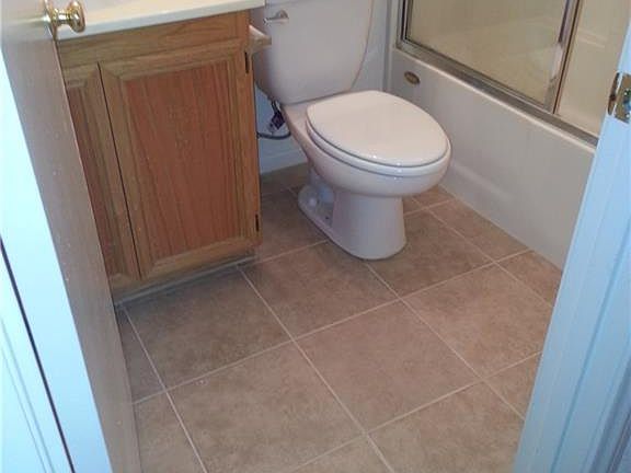 5th image of 8030 Earl Grey Ct