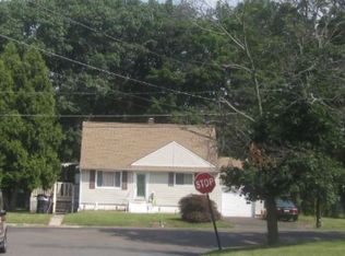 37 Cooper Ave, Somerset, NJ 08873