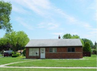 28586 Glasgow St, Southfield, MI 48076