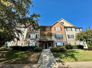 4752-2B Tatton Park Cir, Winston Salem, NC 27103