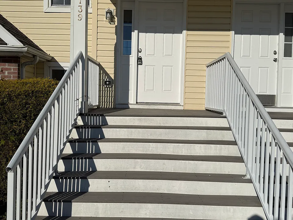 1139 Magnolia Dr