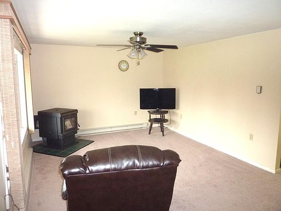 5th image of 2265 State St
