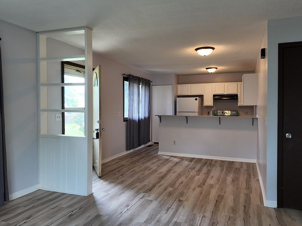 1st image of 6416 83rd Ct N