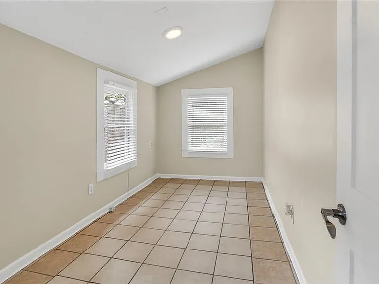 585 Jones Ave NW — Photo 13
