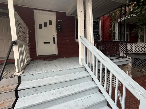 51 Ives St, Waterbury, CT 06704