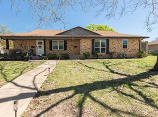 602 N Morris St #B, McKinney, TX 75069