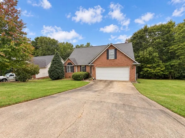 149 Riverrun Dr, Spartanburg, SC 29303