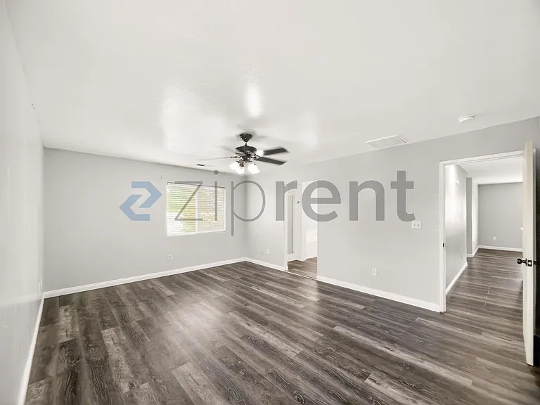 12104 Timberpointe Dr — Photo 11