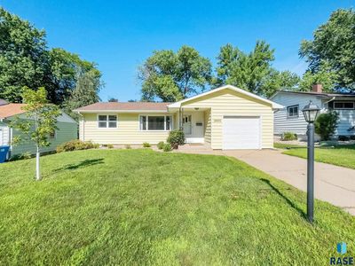 2805 S Hawthorne Ave, Sioux Falls, SD, 57105