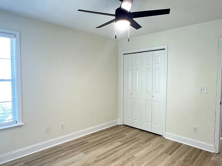134 Stone Brooke Dr — Photo 34