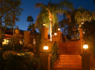 2301 N Vista Dr, Palm Springs, CA 92262