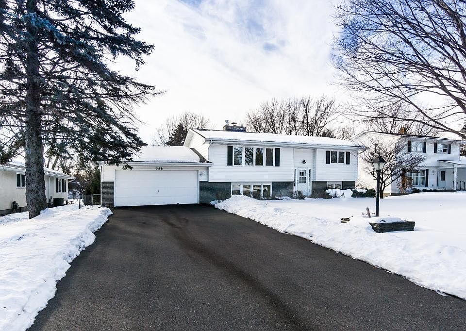 1st image of 558 Winston Ct