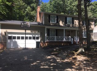 205 Breezewood Dr, Fredericksburg, VA 22407
