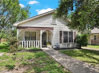 106 Sulphur Springs Rd, Bryan, TX 77801