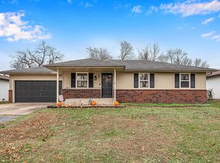 404 E Elm St, Nixa, MO 65714
