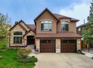 136 NE Edelweiss Dr NW, Calgary, AB T3A3P6