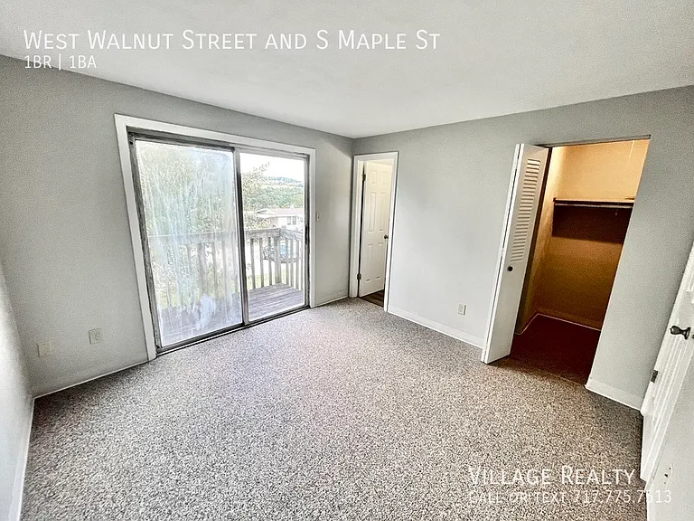 W Walnut St — Photo 19