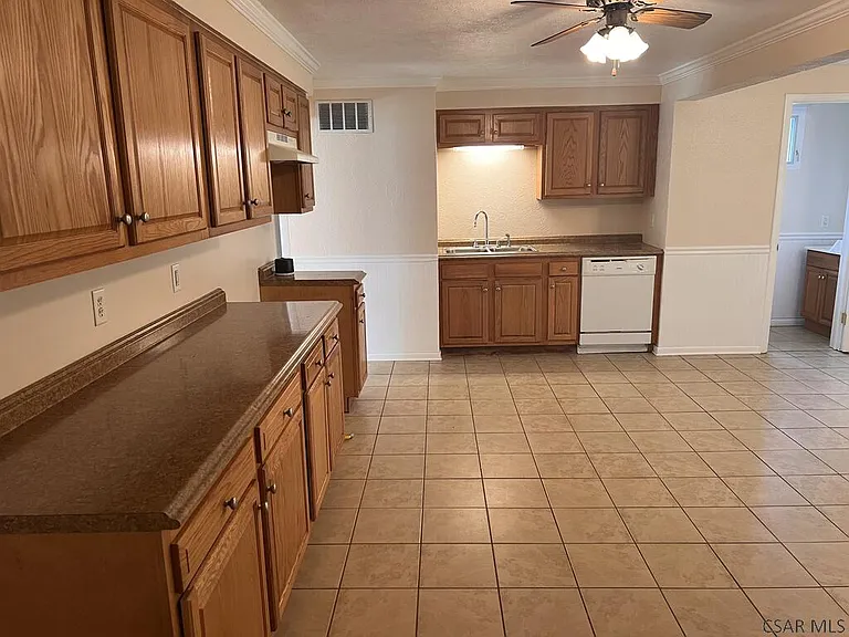 138 Work Dr — Photo 7