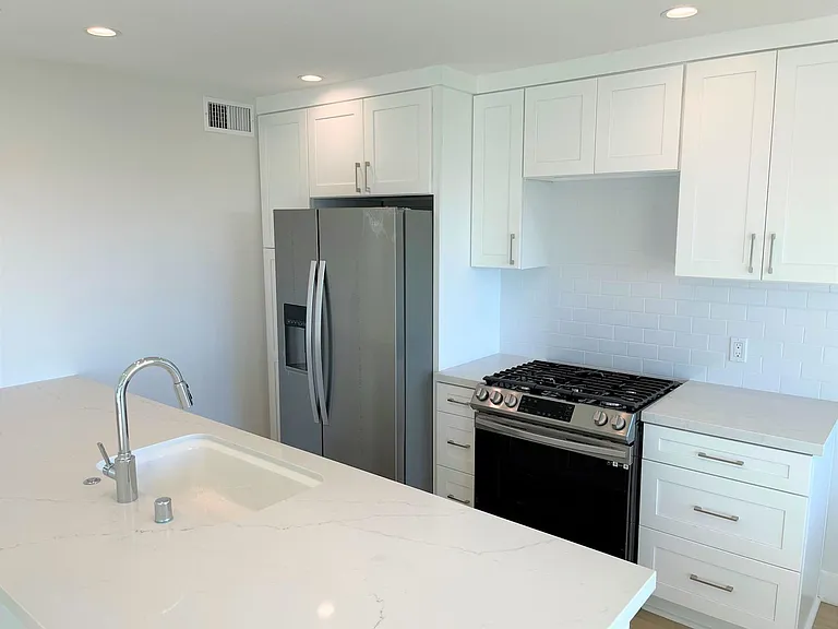 21692 Ocean Vista Dr #B — Photo 8