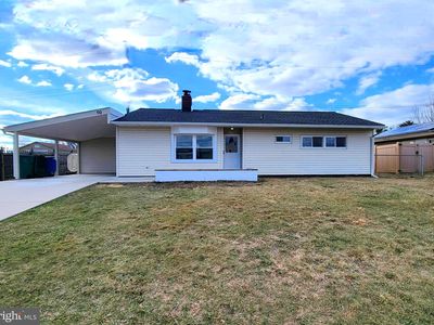10 Blue Ridge Dr, Levittown, PA, 19057