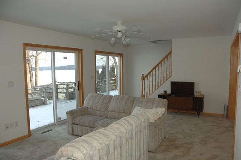 5th image of 61 STONY POINT Road