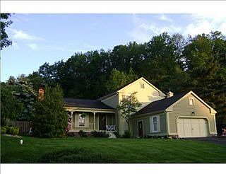 1st image of 312 Bridlewood Dr