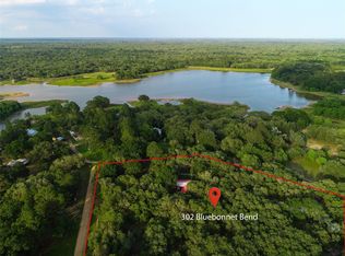 302 Bluebonnet Bnd, Sheridan, TX 77475