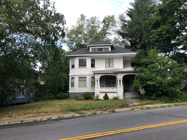 198 Market St, Amsterdam, NY 12010