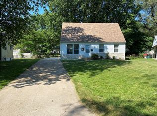 850 Tyson Dr, Florissant, MO 63031